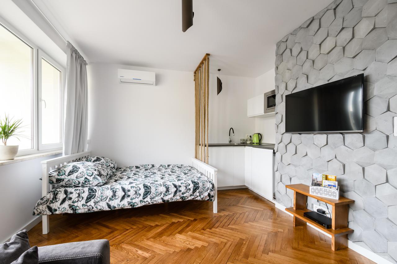 Central Station Apartment - Wilcza Warschau Buitenkant foto