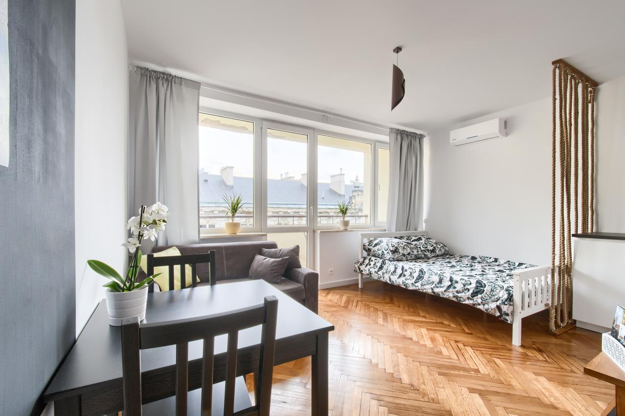 Central Station Apartment - Wilcza Warschau Buitenkant foto