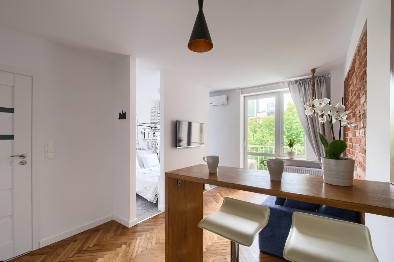 Central Station Apartment - Wilcza Warschau Buitenkant foto